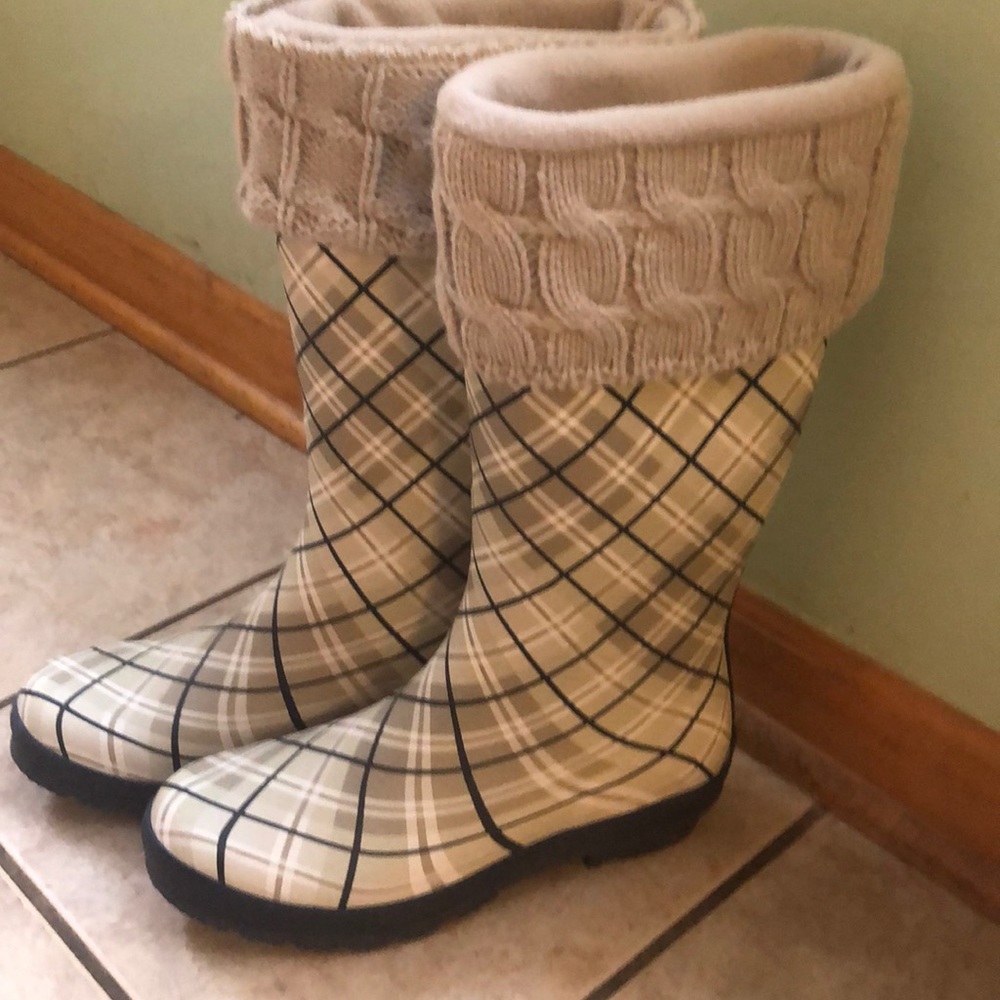Winter or Spring boots